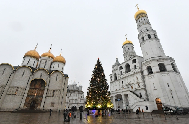 Главная новогодняя ёлка России и её история